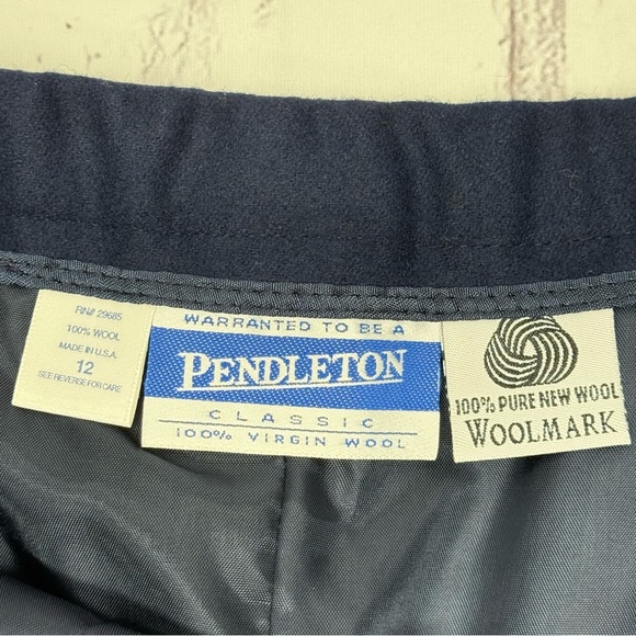 Pendleton Virgin Wool Pencil Skirt Size 12 Navy Blue Academia Office Career - Picture 3 of 9